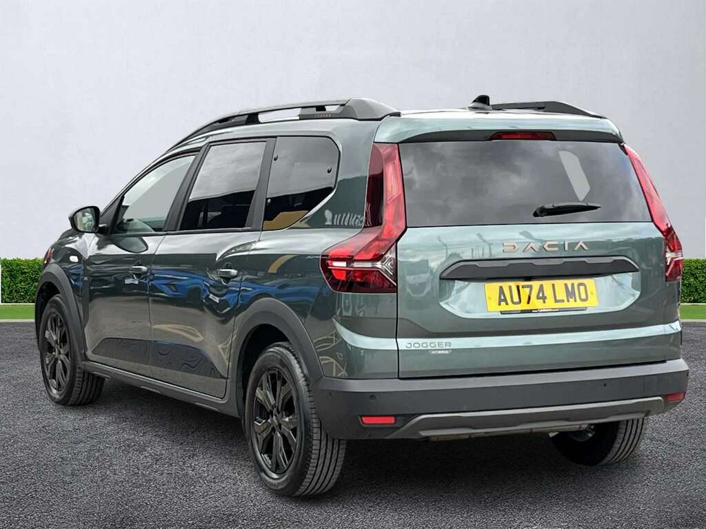 Dacia Jogger 1.6 Hev Extreme Green #2
