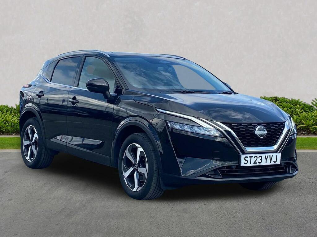 Nissan Qashqai 1.3 Dig-t Mh N-connecta Glass Roof Black