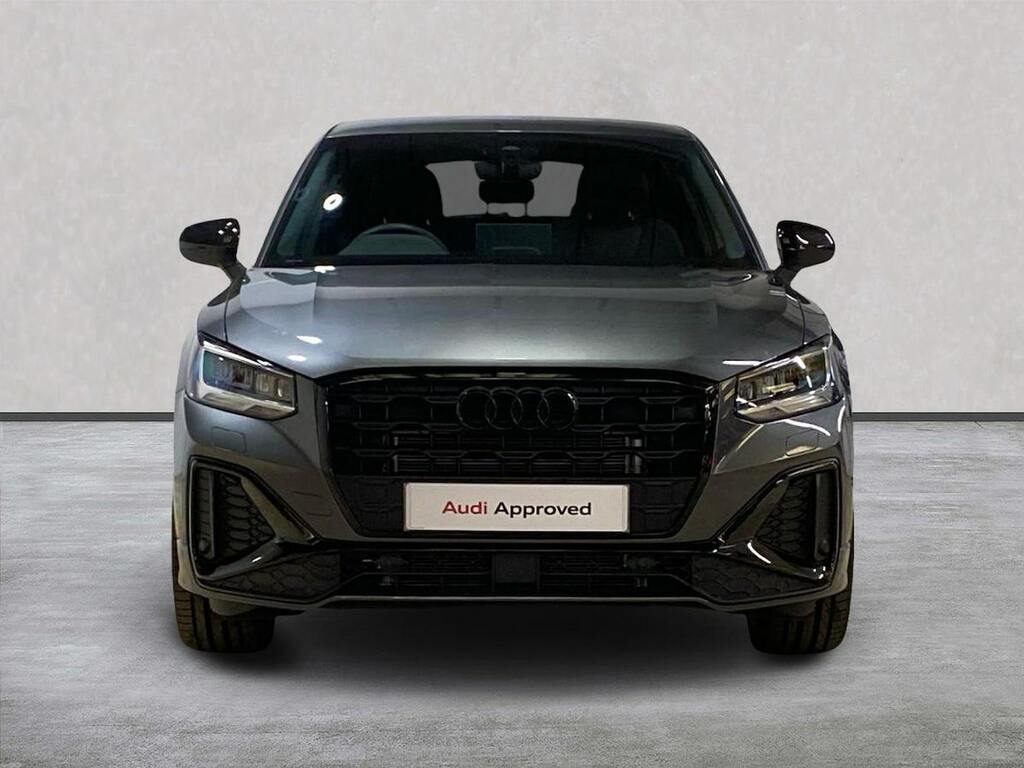 Audi Q2 1.5 Tfsi Cod 35 Black Edition Suv S Tro RF75HKV Grey #5