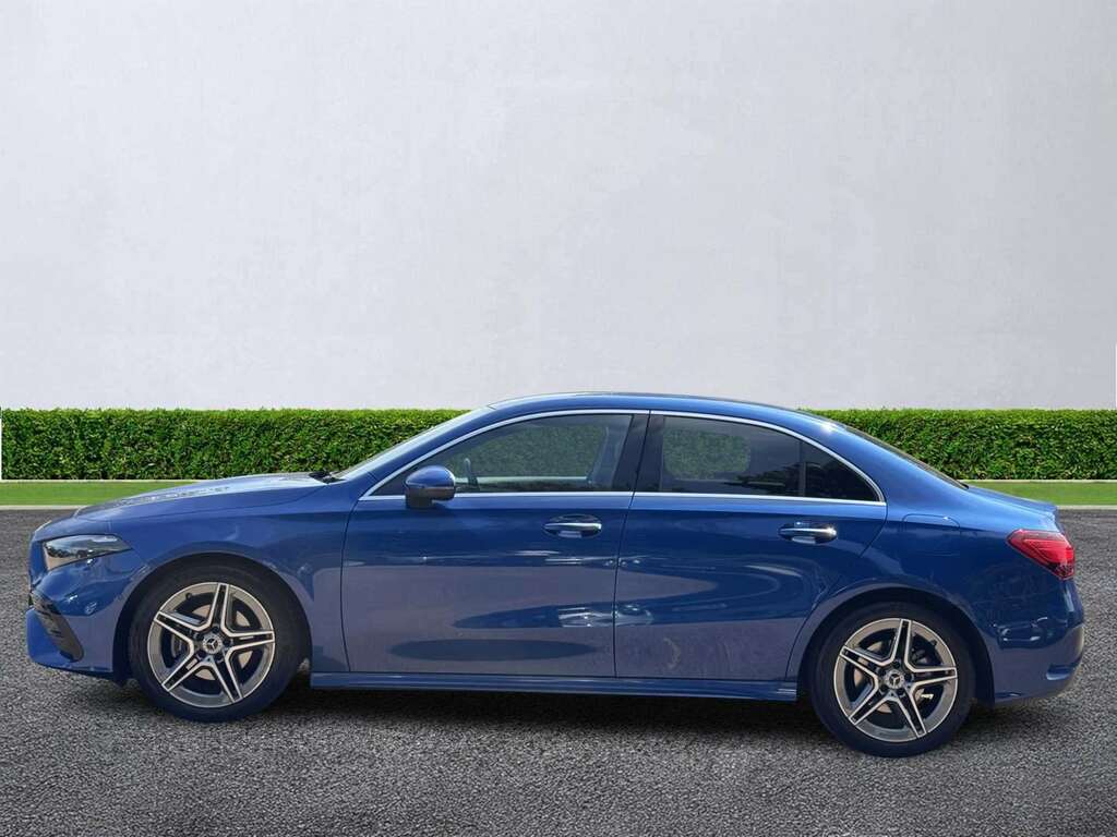Mercedes-Benz A Class A200 Amg Line Executive KS74SXP Blue #4