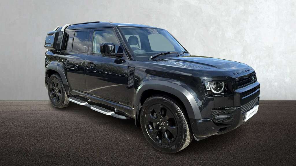 Land Rover Defender 110 3.0 D300 X-dynamic Se 110 7 Seat Black