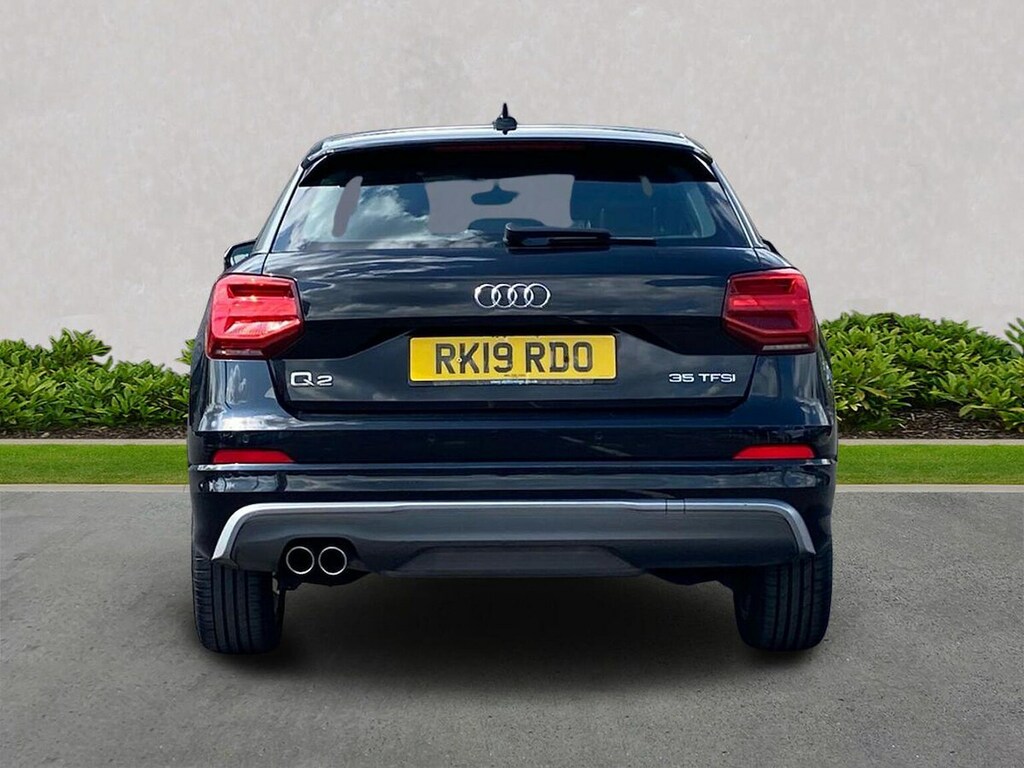 Audi Q2 35 Tfsi S Line Black #4