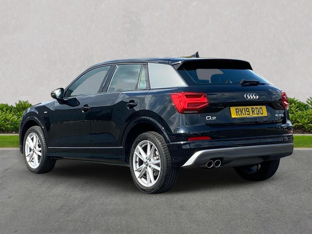 Audi Q2 35 Tfsi S Line Black #2