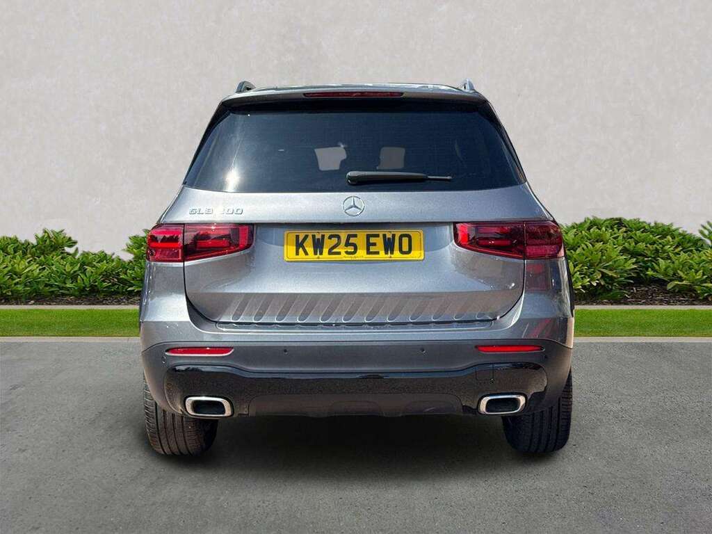 Mercedes-Benz GLB Class Glb 200 Sport Executive 7G-tronic Grey #4