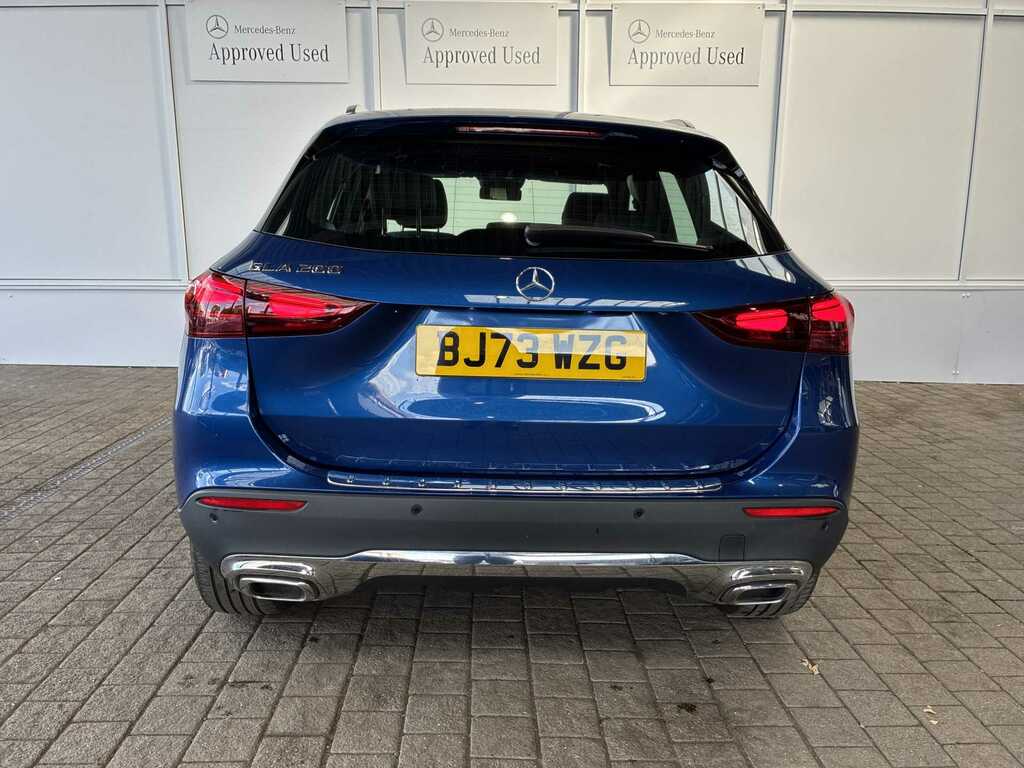 Mercedes-Benz GLA Class Gla 200 Sport Executive BJ73WZG Blue #4
