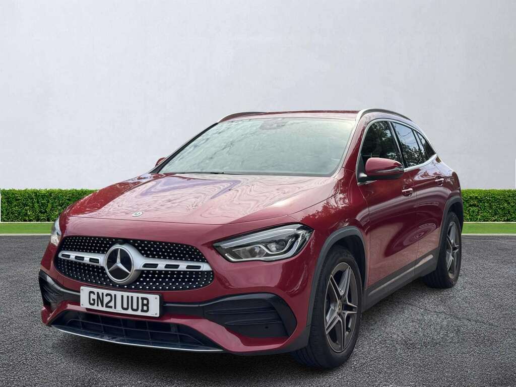 Mercedes-Benz GLA Class Gla 200 Amg Line Executive GN21UUB Red #3