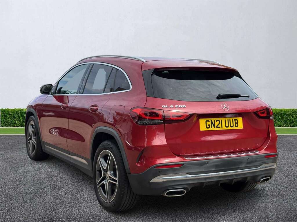 Mercedes-Benz GLA Class Gla 200 Amg Line Executive GN21UUB Red #5
