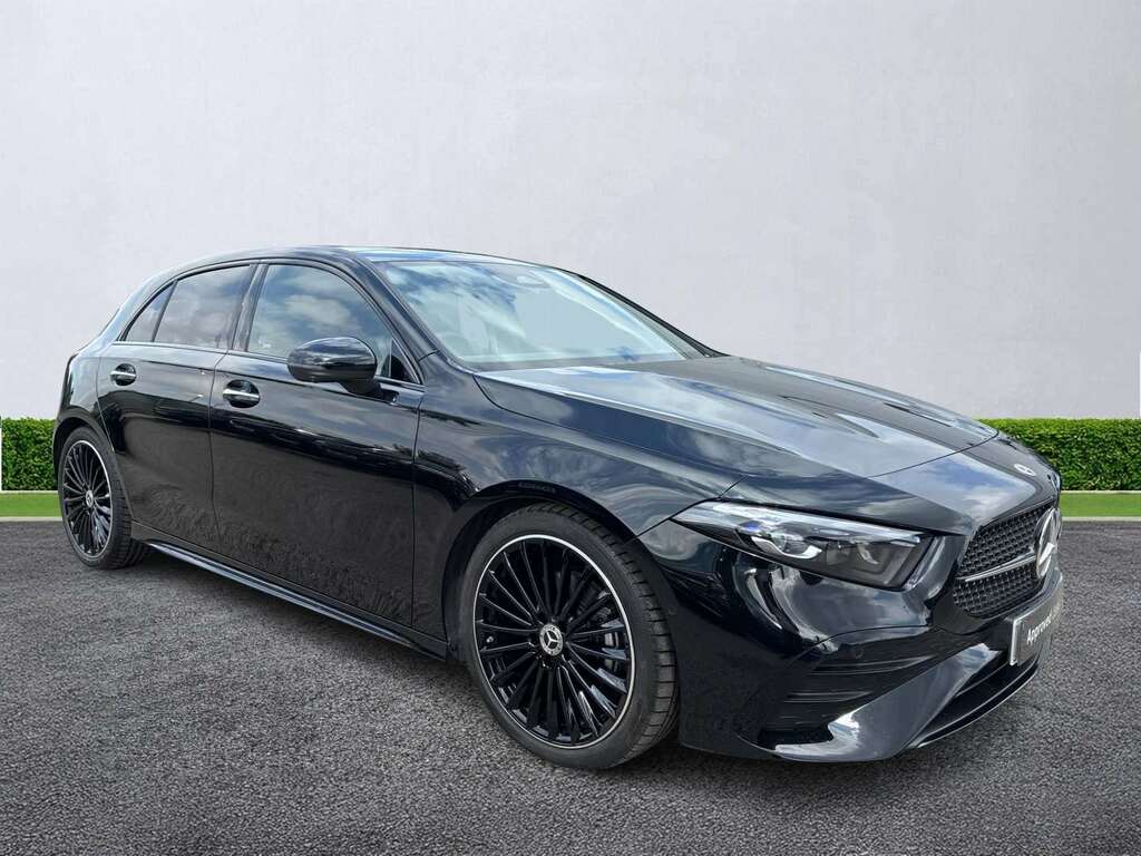 Mercedes-Benz A Class A180 Amg Line Premium Plus KM75UYP Black