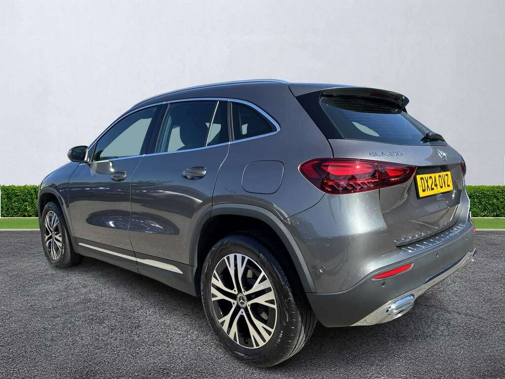 Mercedes-Benz GLA Class Gla 200 Sport Executive DX24OVZ Grey #2