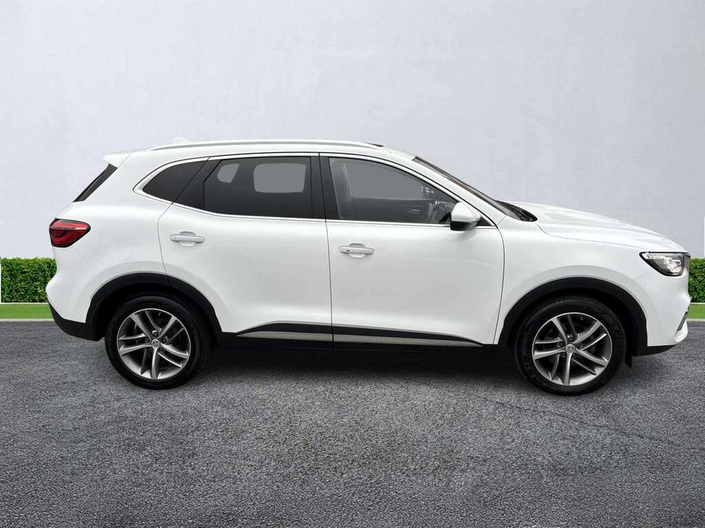 MG HS 1.5 T-gdi Exclusive Dct YA23CXL White #2