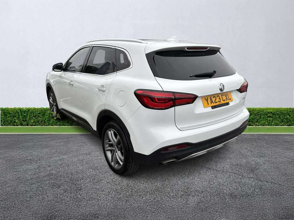 MG HS 1.5 T-gdi Exclusive Dct White