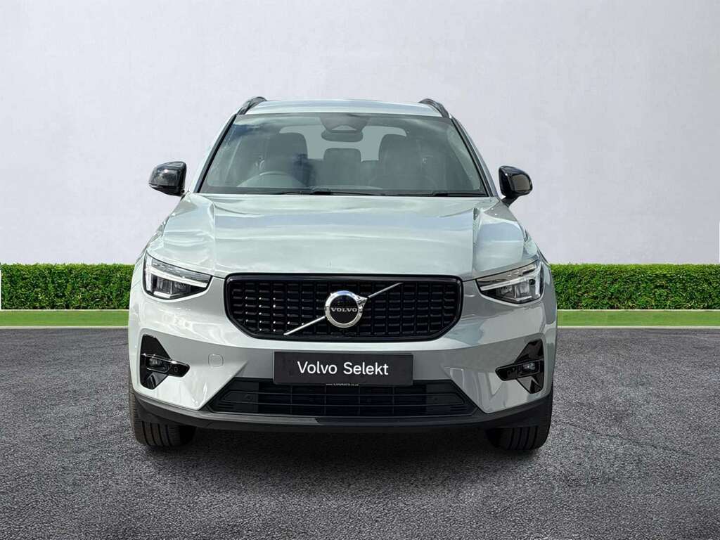 Volvo XC40 2.0 B3p Plus Dark SC75PLF Grey #2