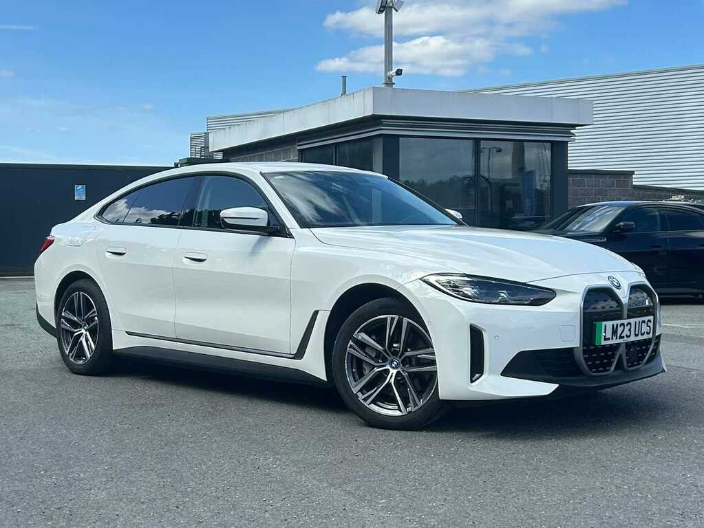 BMW i4 250Kw Edrive40 Sport 83.9Kwh Tech Pack White