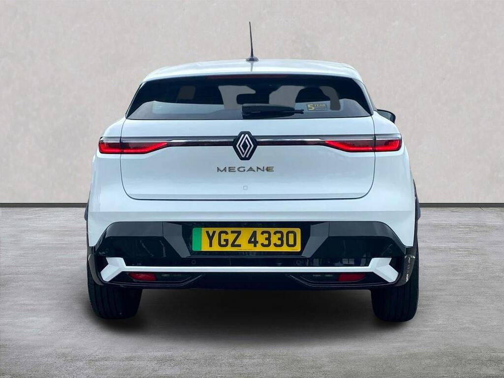 Renault Megane E-Tech 60Kwh Equilibre Hatchback Optim White #4