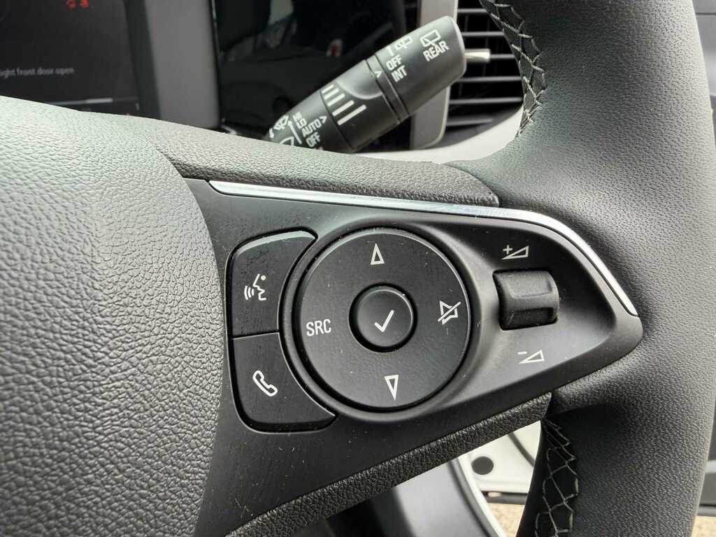 Vauxhall Mokka-e Ultimate Green #25