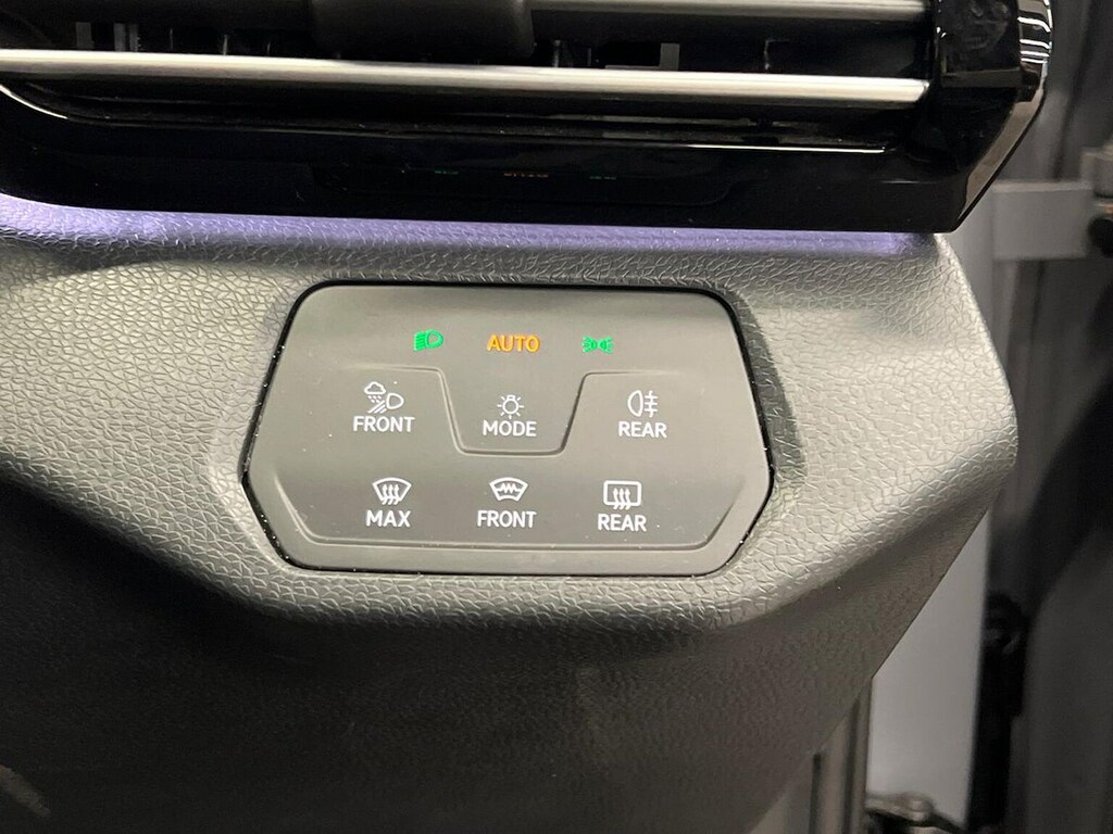 Volkswagen ID.4 210Kw Match Pro 77Kwh Black #24