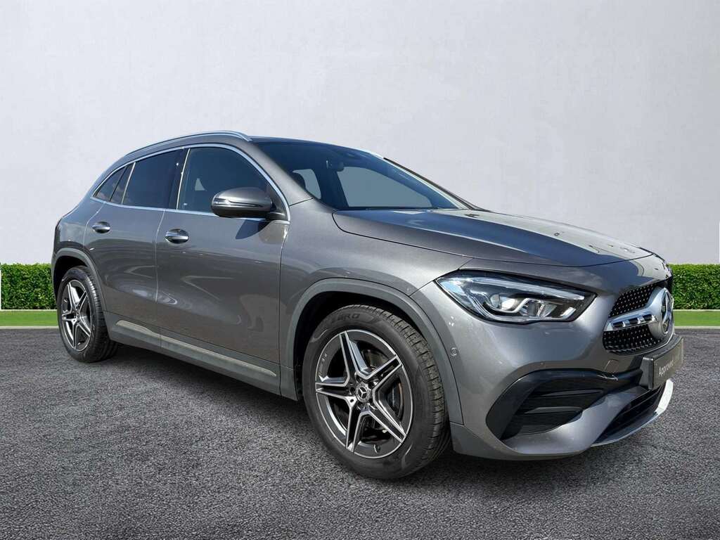Mercedes-Benz GLA Class Gla 200 Amg Line Premium Grey