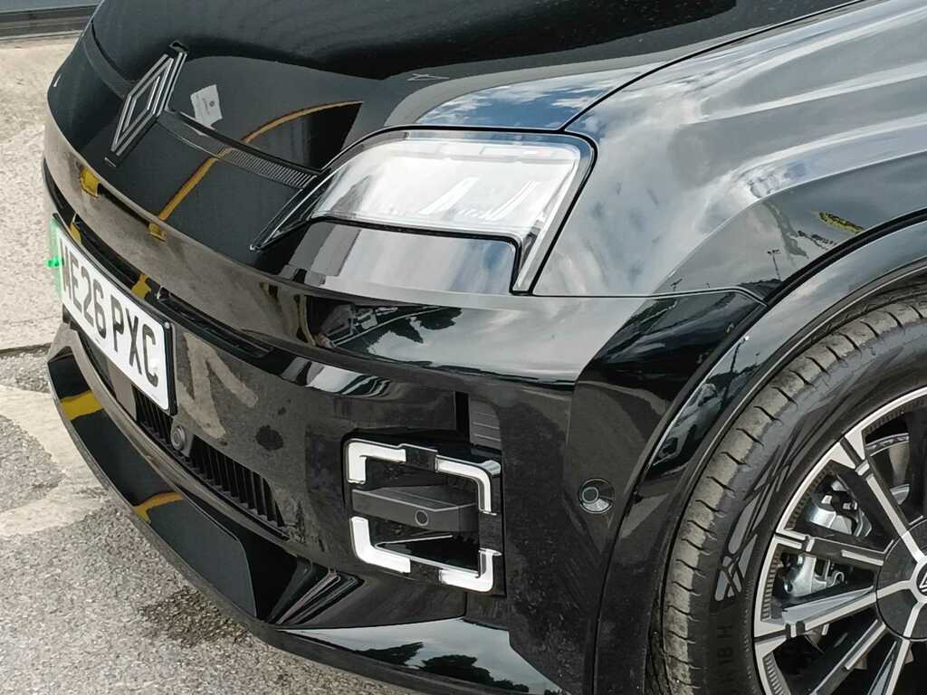 Renault 5 E-Tech 110Kw Iconic Five Comfort Range 52Kwh Red #26