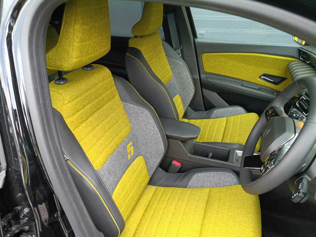 Renault 5 E-Tech 110Kw Iconic Five Comfort Range 52Kwh Red #13