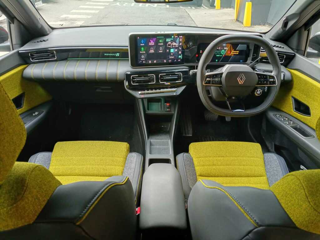 Renault 5 E-Tech 110Kw Iconic Five Comfort Range 52Kwh Red #8