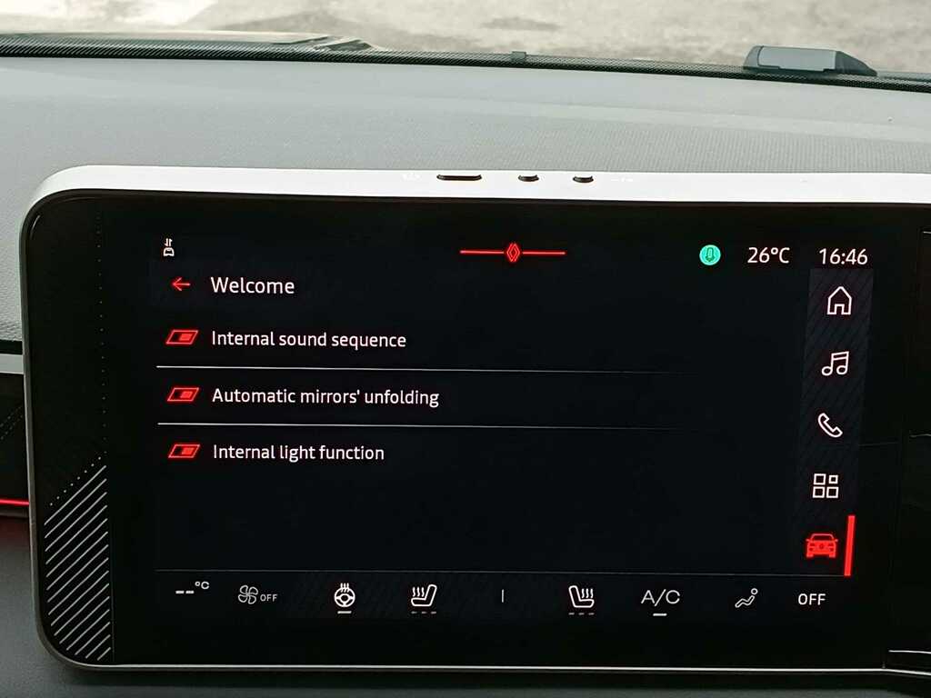 Renault 5 E-Tech 110Kw Iconic Five Comfort Range 52Kwh Red #38