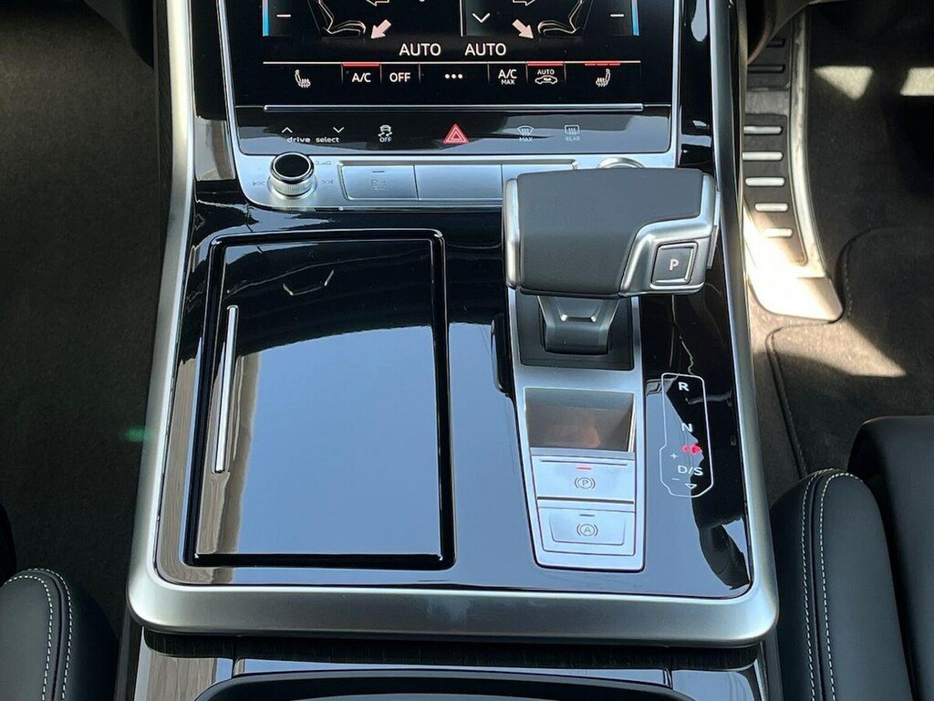 Audi Q8 Black Edition Blue #22