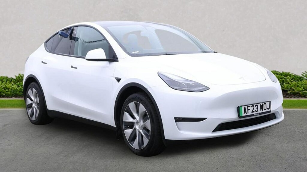 Tesla Model Y Dual Motor Long Range Suv 4Wde White