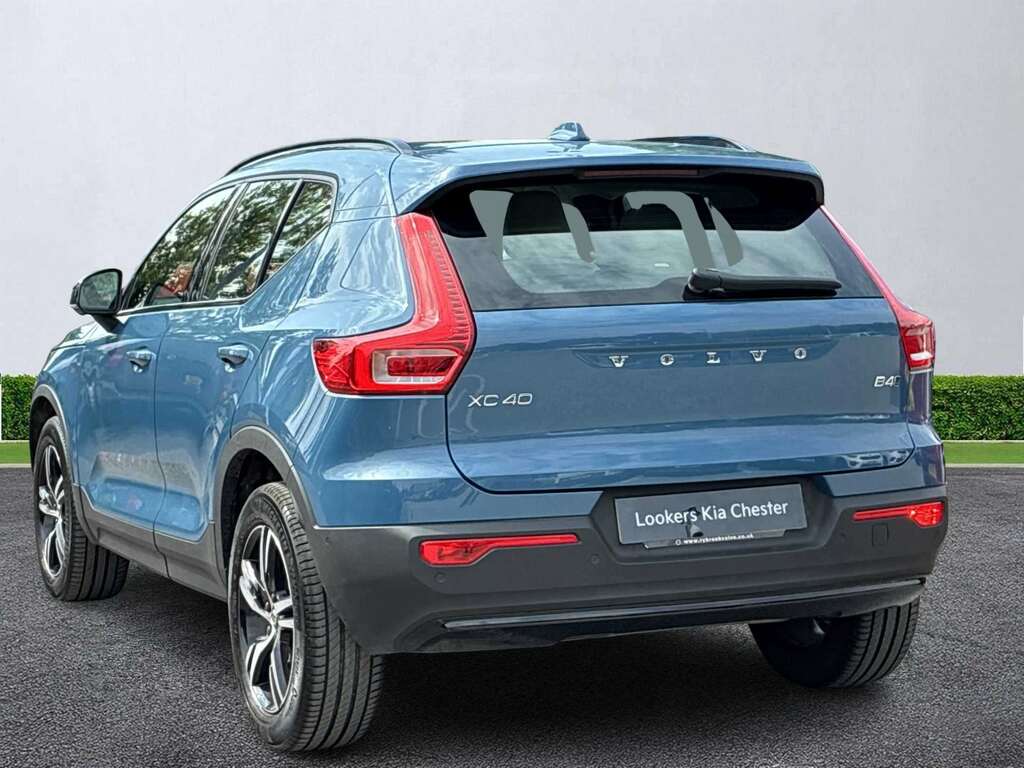 Volvo XC40 2.0 B4p Plus Dark Awd Blue #2