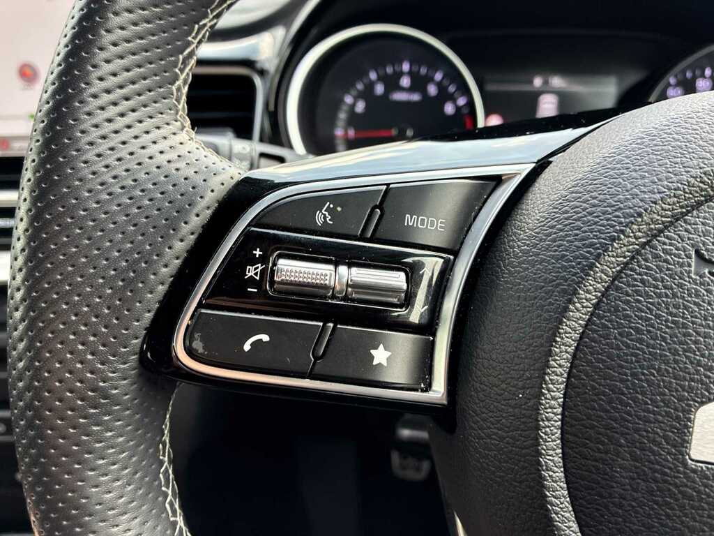 Kia Xceed 1.5T Gdi Isg 138 Gt-line S Dct White #24