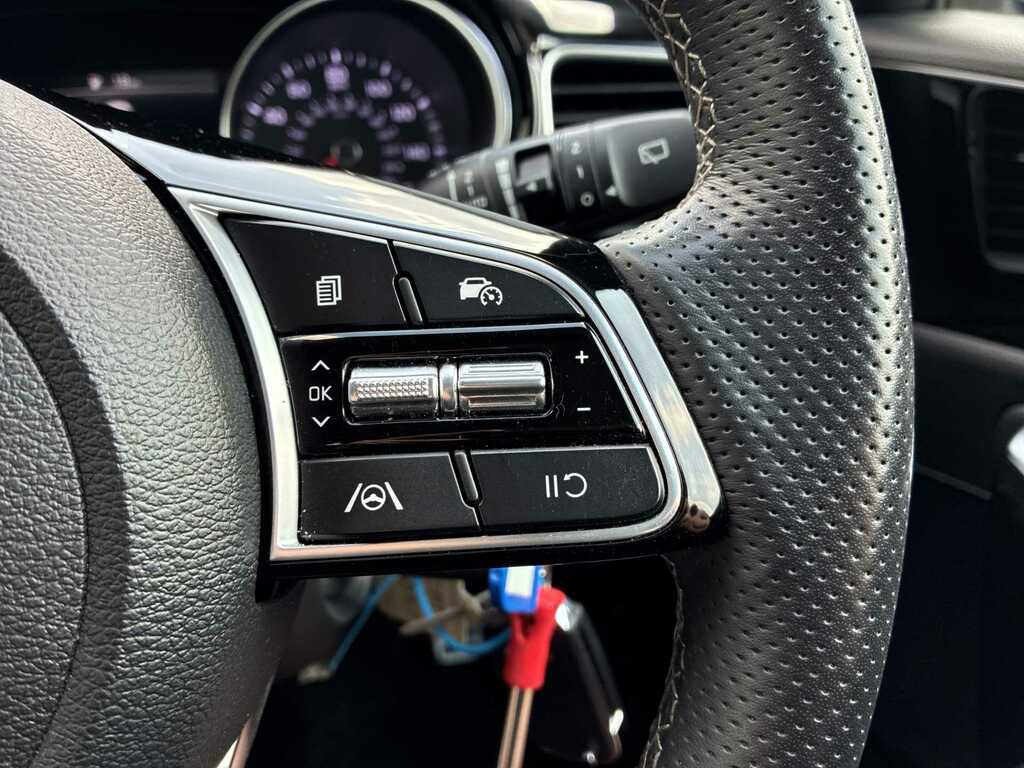 Kia Xceed 1.5T Gdi Isg 138 Gt-line S Dct White #23
