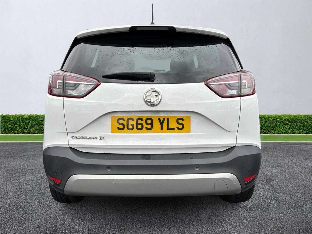 Vauxhall Crossland X 1.2 83 Elite White #4