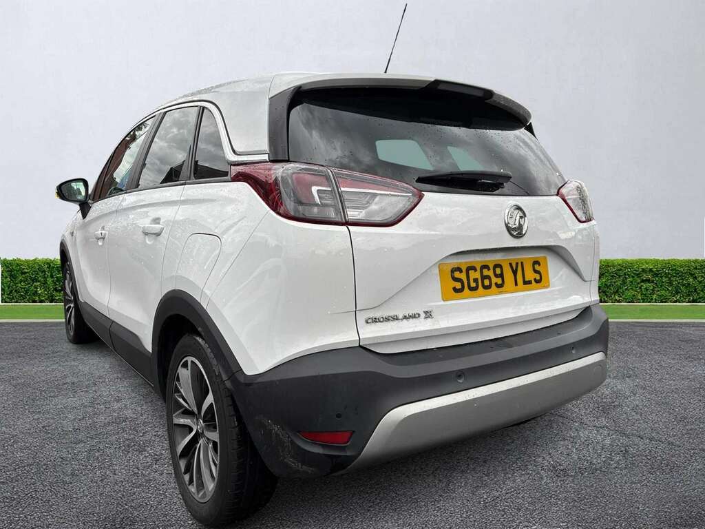 Vauxhall Crossland X 1.2 83 Elite White #2