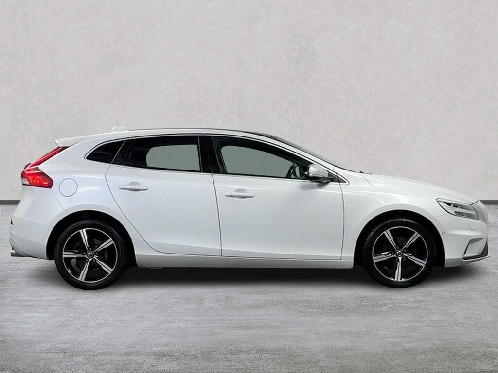 Volvo V40 2.0 D2 R-design Nav Plus Hatchback Manu KW68XBX White #3