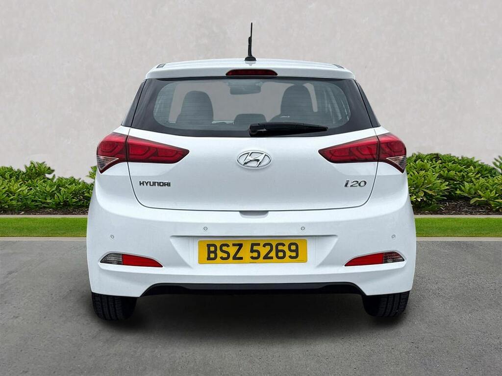 Hyundai I20 1.2 Se Hatchback Euro 6 84 Ps BSZ5269 White #4