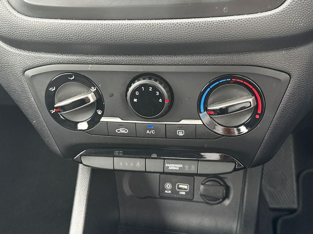 Hyundai I20 1.2 Mpi Premium Nav Blue #12