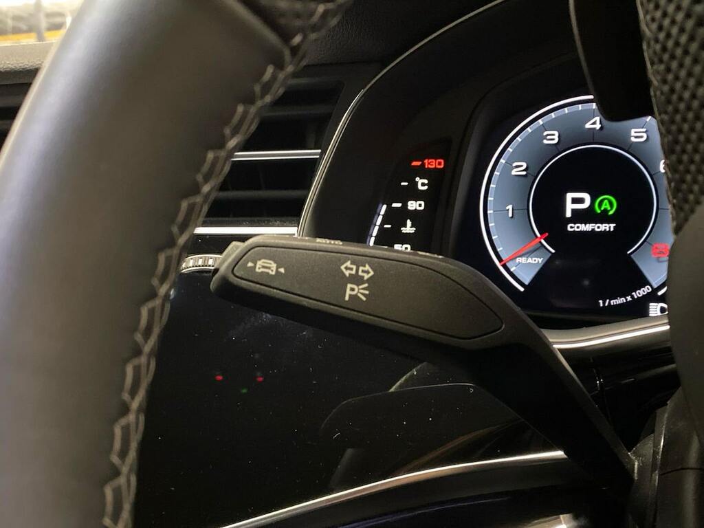 Audi Q7 Black Edition Black #29