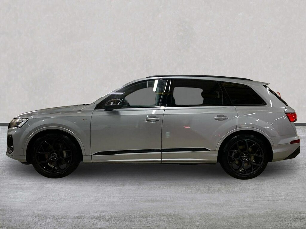 Audi Q7 Black Edition Black #19