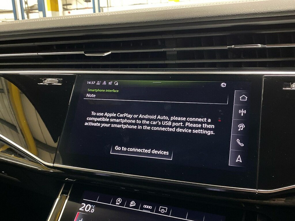 Audi Q7 Black Edition Black #25