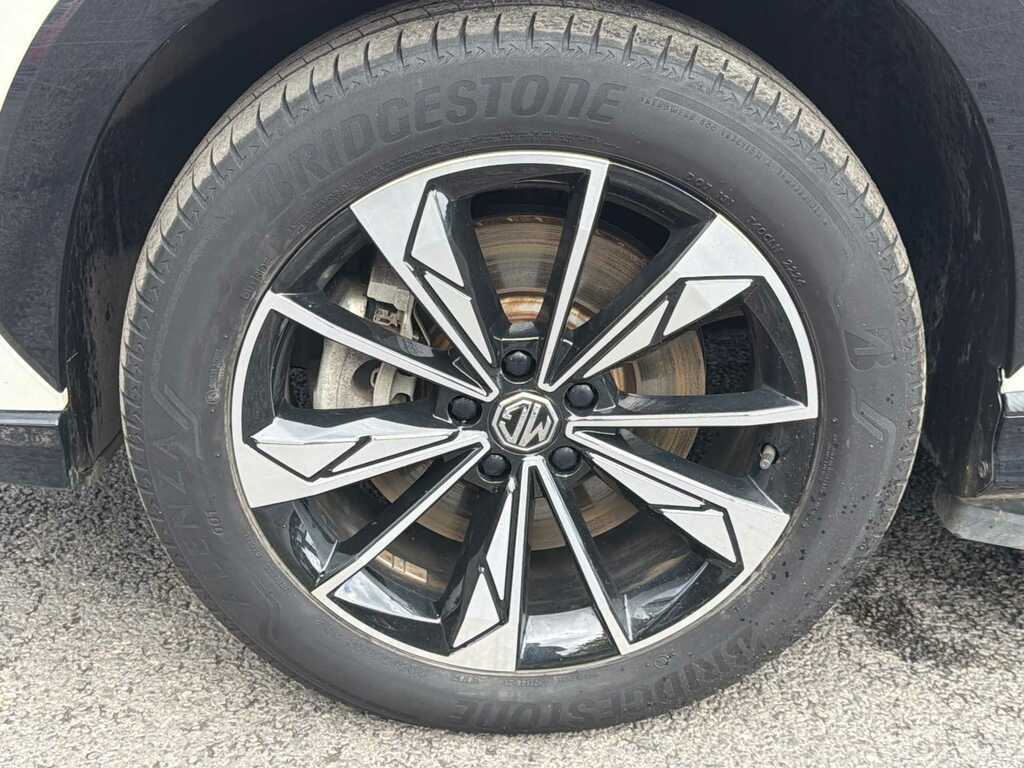 MG HS 1.5 T-gdi Phev Trophy NA74ZZB White #6