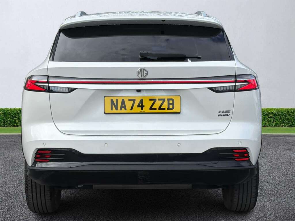 MG HS 1.5 T-gdi Phev Trophy NA74ZZB White #4