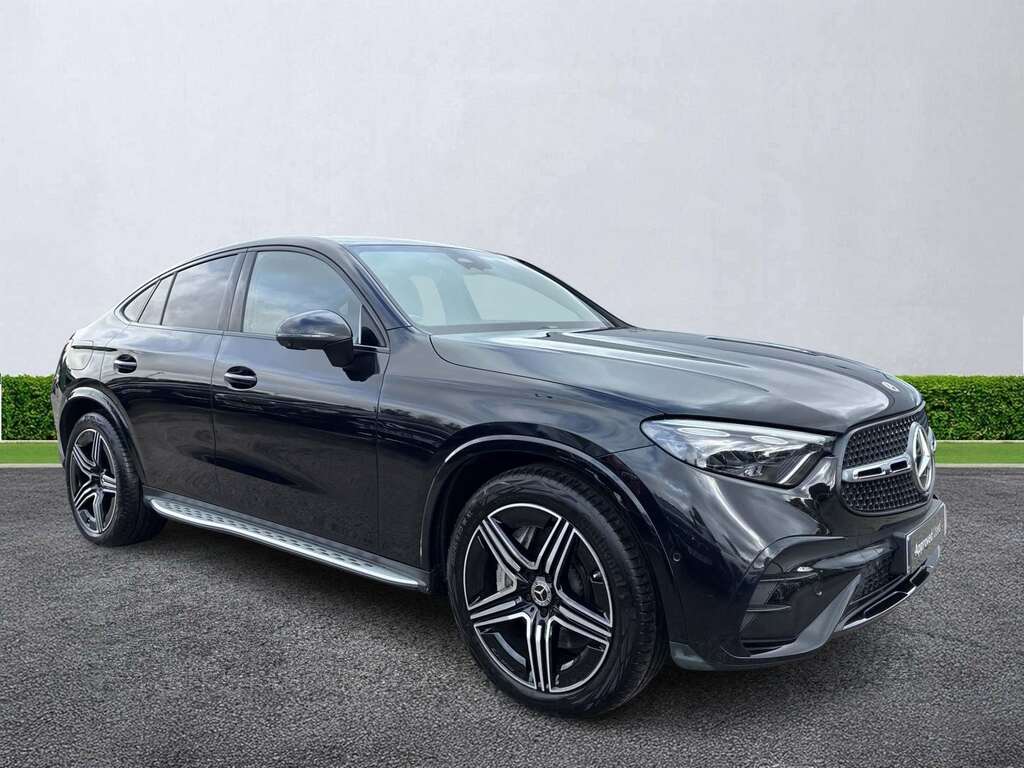 Mercedes-Benz GLC Class Glc 300 4Matic Amg Line Premium 9G-tronic Black
