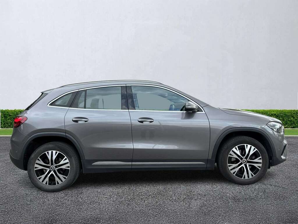 Mercedes-Benz GLA Class Gla 200 Sport Executive Grey #3