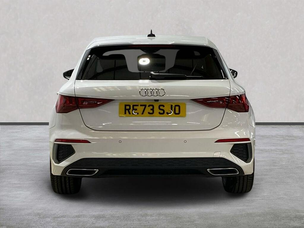 Audi A3 35 Tfsi S Line S Tronic Tech Pack RE73SJO White #4