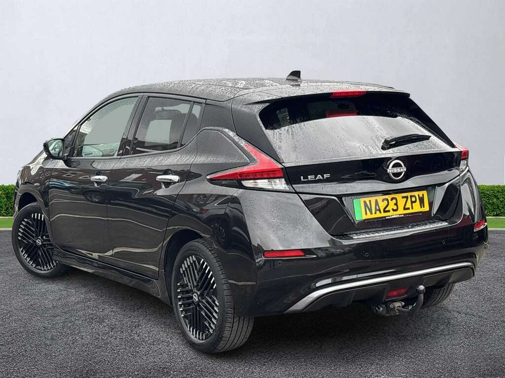 Nissan Leaf 160Kw E N-connecta 59Kwh Black #2
