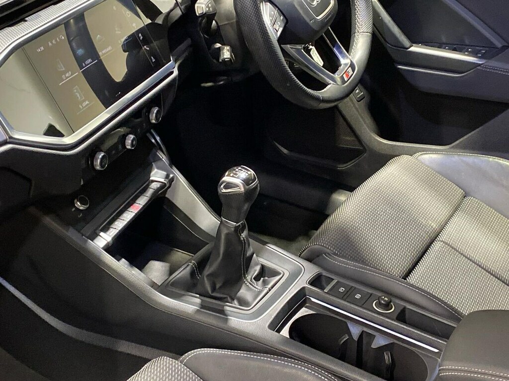 Audi Q3 Technik 35 Tfsi 150 Ps 6-Speed White #13