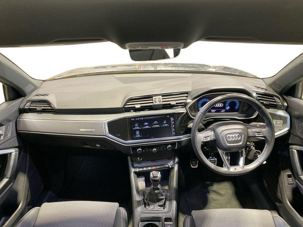 Audi Q3 Technik 35 Tfsi 150 Ps 6-Speed White #8
