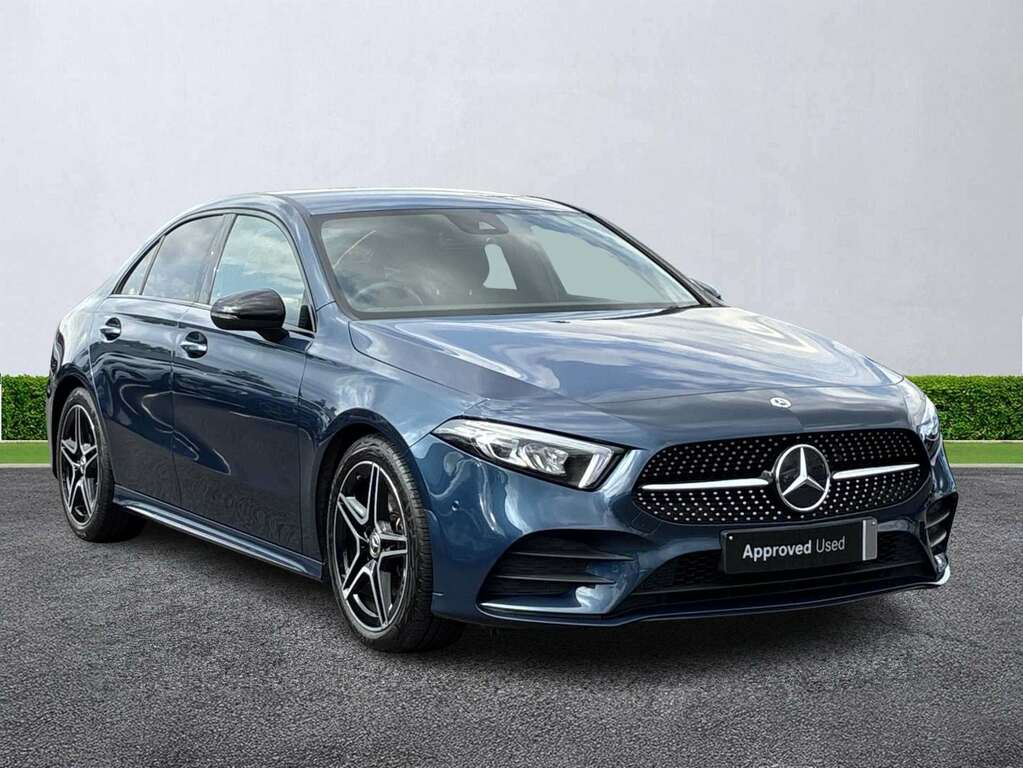 Mercedes-Benz A Class A180 Amg Line Executive Blue