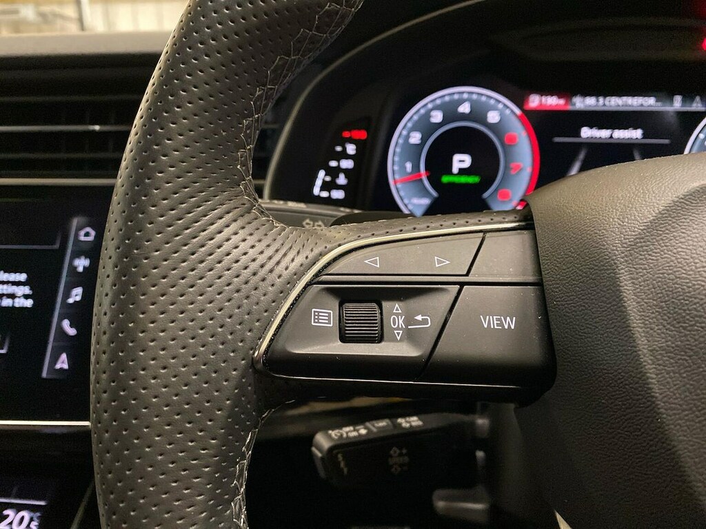 Audi Q8 Grey #26
