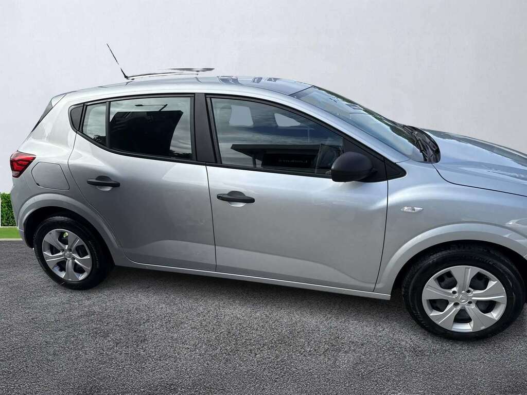 Dacia Sandero 1.0 Sce Essential Grey #3
