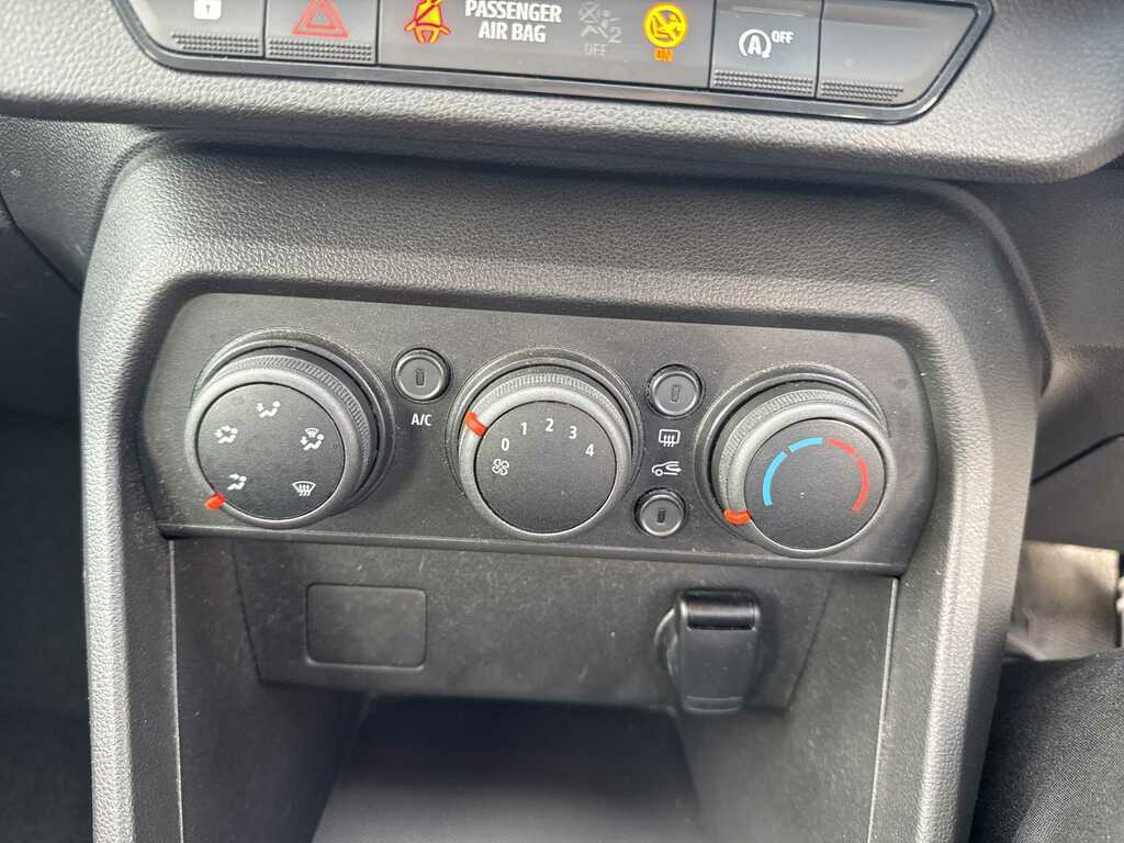 Dacia Sandero Hatchback #11